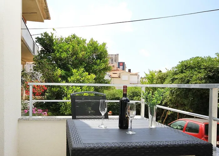 Lovre Apartman
